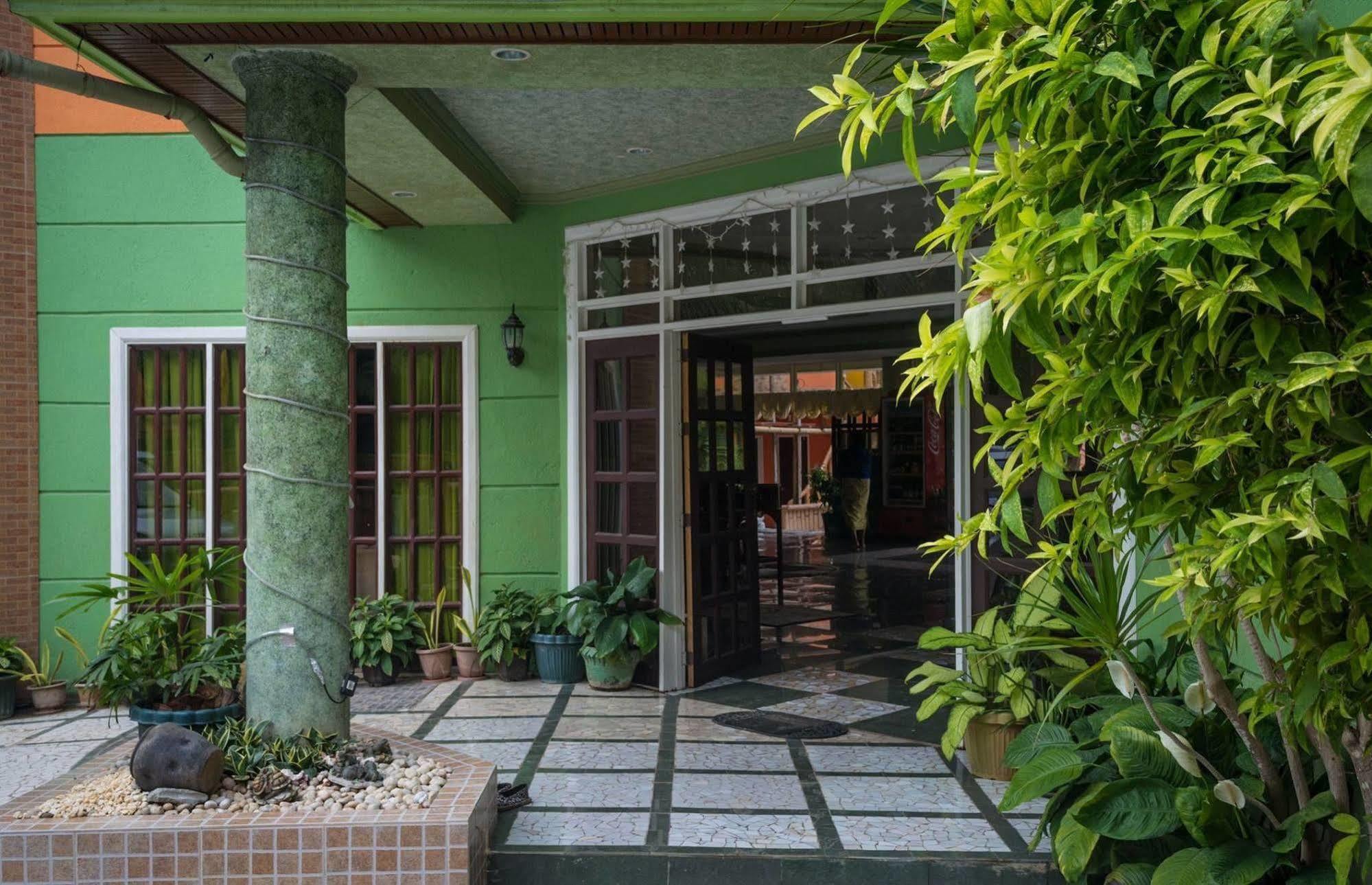 Stefanie Grace Paradise Inn Loboc Exterior photo